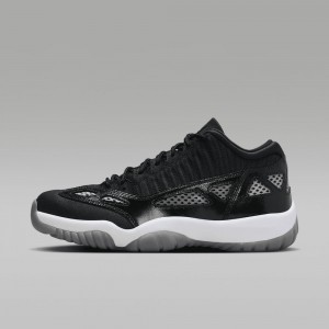 Nike Air Jordan 11 Retro Low IE Miesten Kengät Mustat Valkoinen Mustat | 069MJNHEY