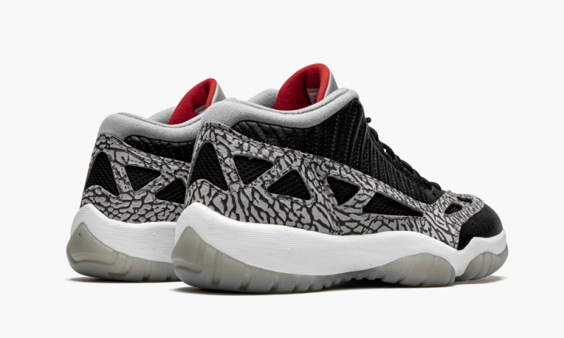 Nike Air Jordan 11 Low IE 'Black Cement' Miesten Kengät Mustat Harmaat | 301JTVKEN