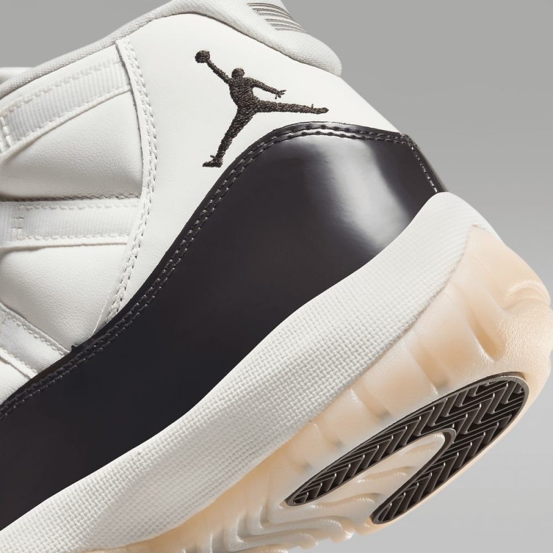 Nike Air Jordan 11 