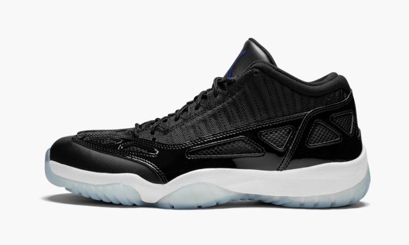 Nike Air Jordan 11 Retro Low IE \'Space Jam\' Miesten Kengät Mustat Valkoinen | 704CENPZG