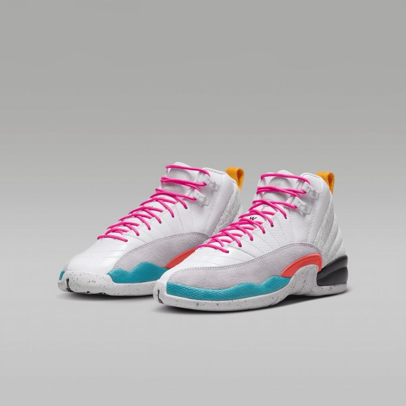Nike Air Jordan 12 Retro Lasten Kengät Valkoinen Pinkki | 870FUVWID