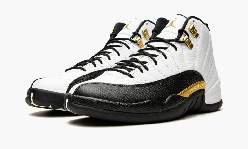 Nike Air Jordan 12 Retro 'Royalty Taxi' Miesten Kengät Valkoinen Mustat Metal Kultaiset | 963HPRWXU