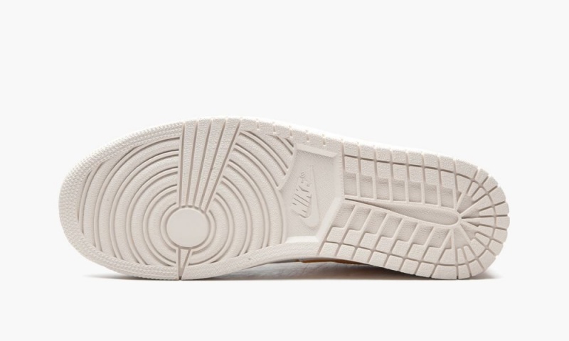 Nike Air Jordan 1 Centre Court 'White University Gold' Miesten Kengät Valkoinen Kultaiset | 864NTRPGX