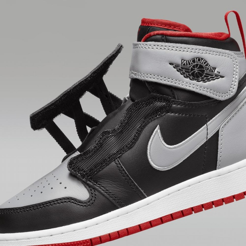 Nike Air Jordan 1 Hi FlyEase Lasten Kengät Mustat Harmaat Punainen | 259PAVRMZ