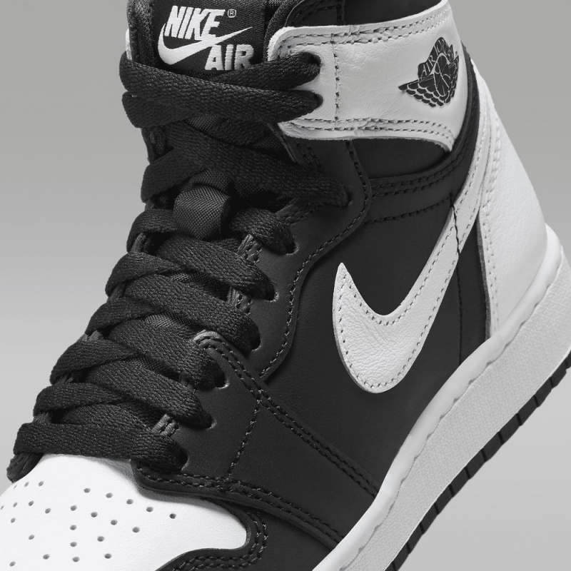 Nike Air Jordan 1 High OG 