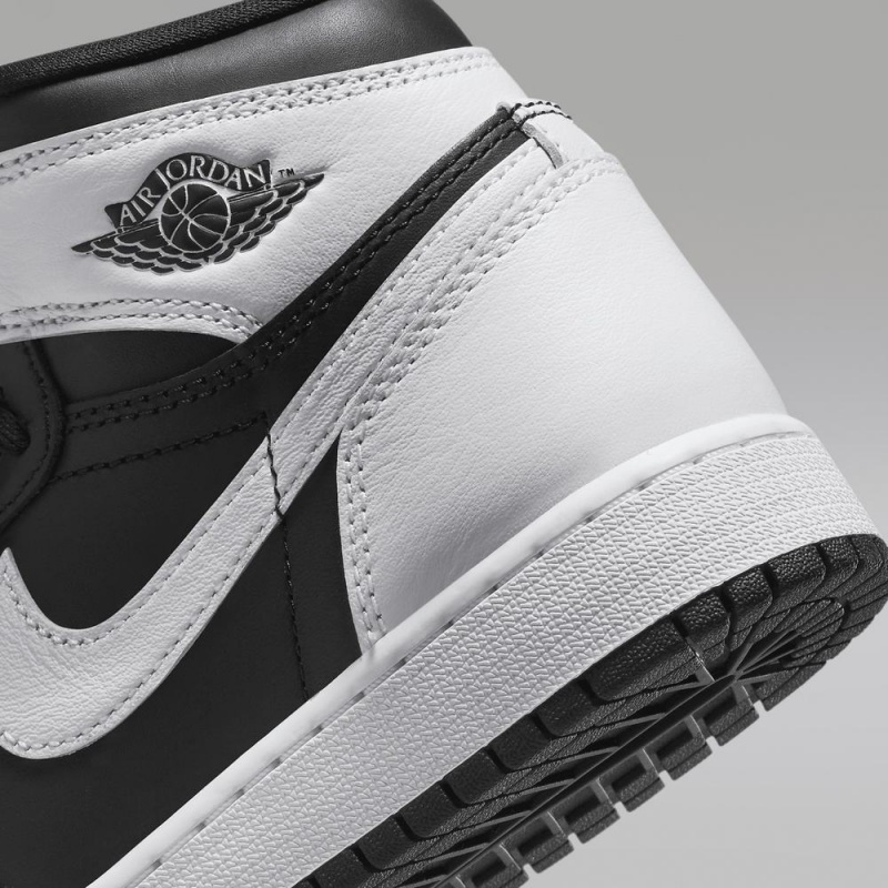 Nike Air Jordan 1 High OG 
