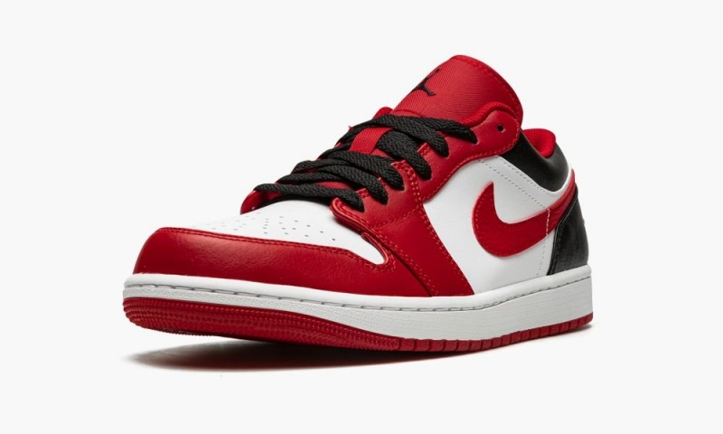 Nike Air Jordan 1 Low 'Bulls' Miesten Kengät Mustat Valkoinen Punainen | 158WAOHDJ