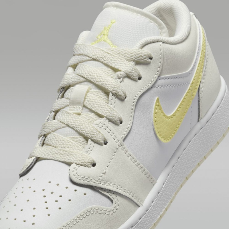 Nike Air Jordan 1 Low Lasten Kengät Valkoinen | 652ASDFKX