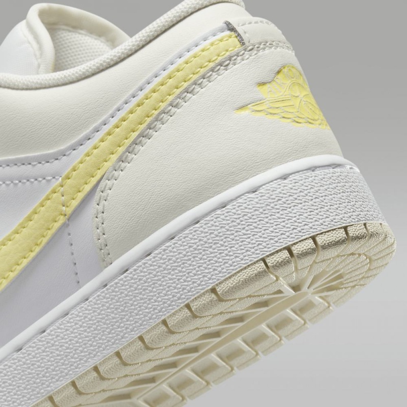 Nike Air Jordan 1 Low Lasten Kengät Valkoinen | 652ASDFKX