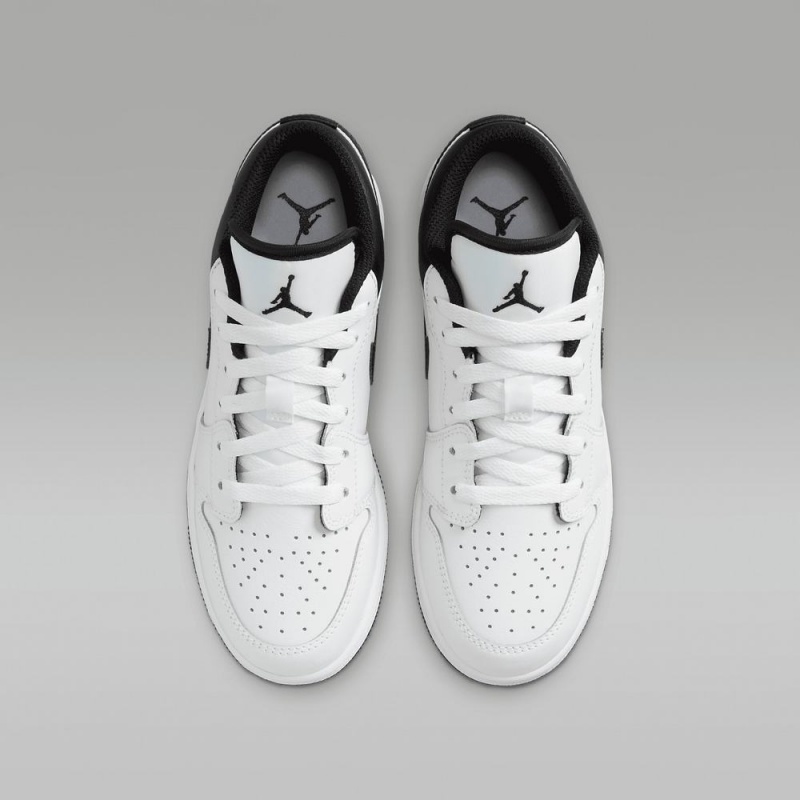 Nike Air Jordan 1 Low Lasten Kengät Valkoinen Mustat | 496AYSFKO