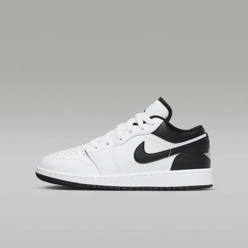 Nike Air Jordan 1 Low Lasten Kengät Valkoinen Mustat | 496AYSFKO