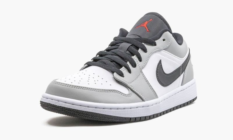Nike Air Jordan 1 Low 'Light Smoke Grey' Miesten Kengät Harmaat Punainen Valkoinen | 781MADRIV