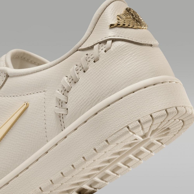 Nike Air Jordan 1 Low Method of Make Naisten Kengät Vaaleanruskea Metal Kultaiset | 247JSHOTZ
