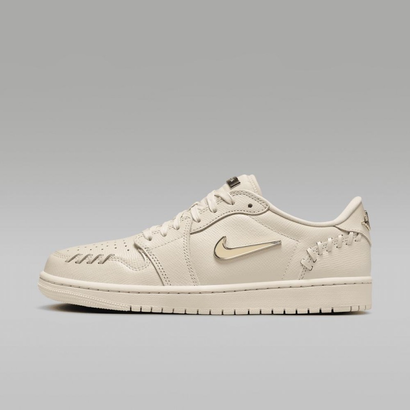 Nike Air Jordan 1 Low Method of Make Naisten Kengät Vaaleanruskea Metal Kultaiset | 247JSHOTZ