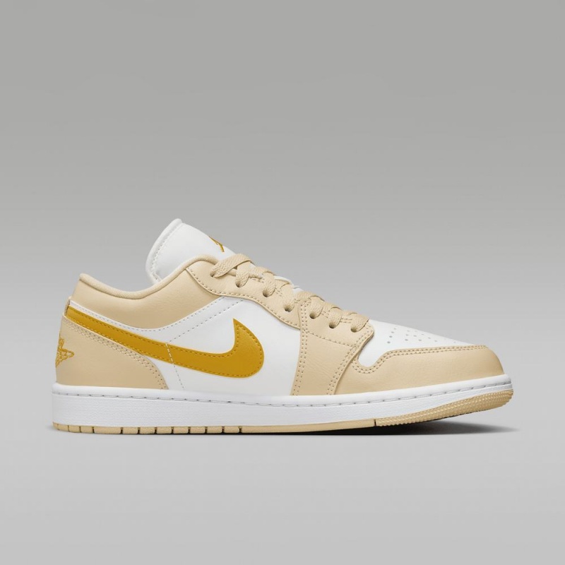 Nike Air Jordan 1 Low Miesten Kengät Vaaleankeltainen Valkoinen Keltainen | 649BTOFDM