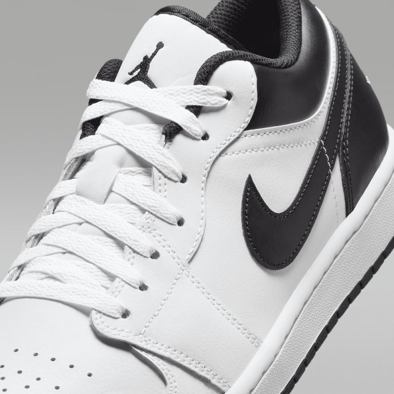 Nike Air Jordan 1 Low Miesten Kengät Valkoinen Mustat | 763RSDFUP
