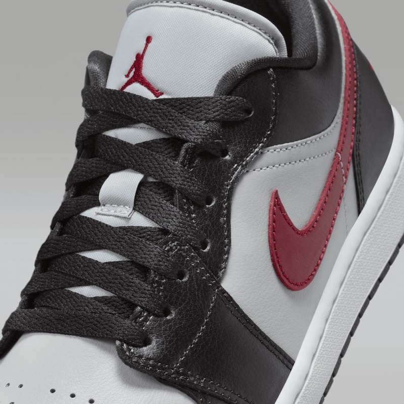 Nike Air Jordan 1 Low Miesten Kengät Valkoinen Mustat Punainen | 745YVJDKF