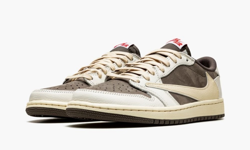 Nike Air Jordan 1 Low OG 'Travis Scott - Reverse Mocha' Miesten Kengät Punainen Ruskea | 143NMOUKG