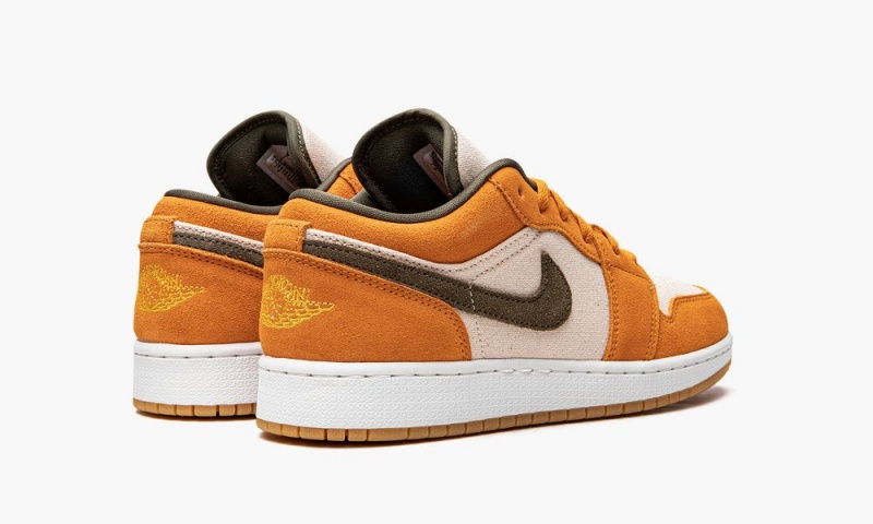 Nike Air Jordan 1 Low SE GS 'Light Curry' Lasten Kengät Valkoinen Oliivinvihreä Syvä Keltainen | 807BFCJER