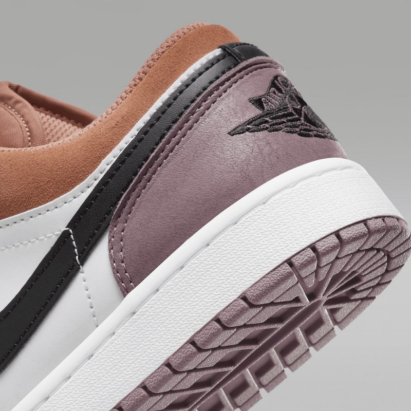 Nike Air Jordan 1 Low SE Miesten Kengät Valkoinen Sininen Oranssi Sininen Violetit Mustat | 351DVBOYE