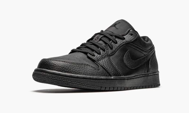 Nike Air Jordan 1 Low 'Triple Black' Miesten Kengät Mustat | 972SMUPHI