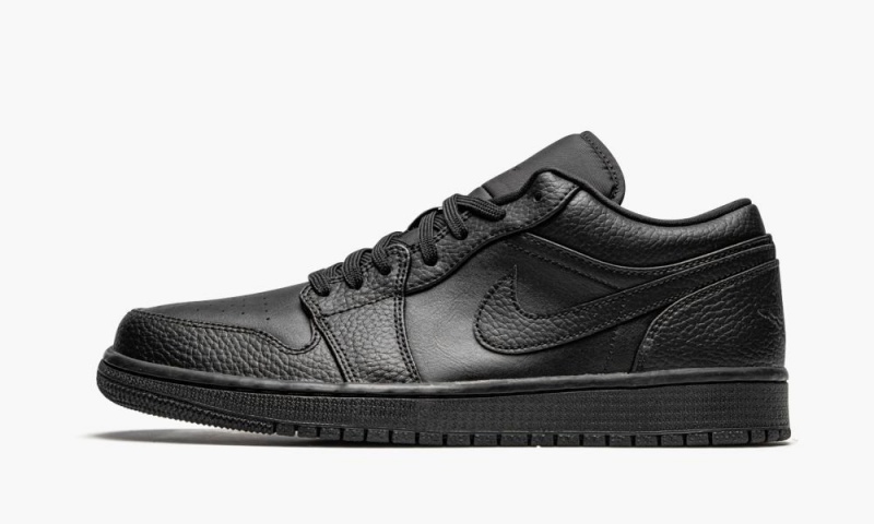 Nike Air Jordan 1 Low \'Triple Black\' Miesten Kengät Mustat | 972SMUPHI