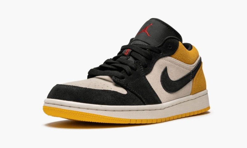 Nike Air Jordan 1 Low 'University Gold' Miesten Kengät Punainen Kultaiset Mustat | 293TELVZX