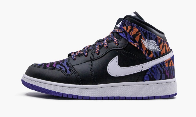 Nike Air Jordan 1 MID SE (GS) \'Tiger Print\' Lasten Kengät Mustat Valkoinen Violetit | 390FNKLOX