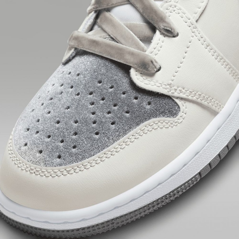Nike Air Jordan 1 MID SE Lasten Kengät Valkoinen | 781CPVWSN