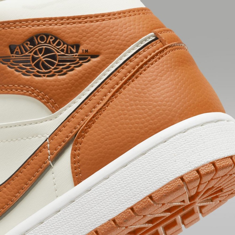 Nike Air Jordan 1 MID SE Naisten Kengät Ruskea Valkoinen | 845JMYNSP