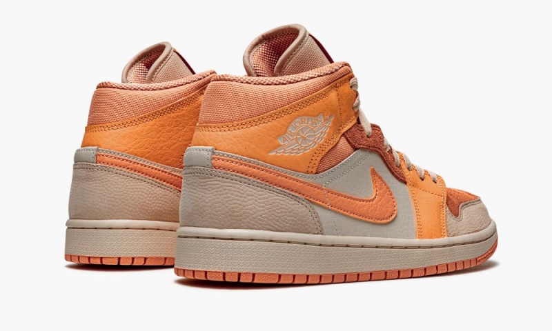 Nike Air Jordan 1 Mid 'Apricot' Naisten Kengät Oranssi Aprikoosi | 319KLEJOD