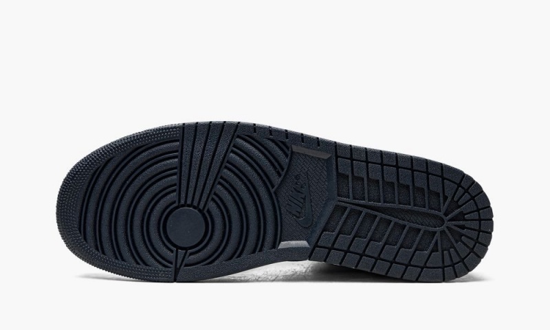 Nike Air Jordan 1 Mid 'Armory Navy' Miesten Kengät Laivastonsininen Valkoinen Mustat | 354HKPGIS