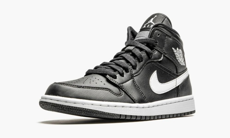 Nike Air Jordan 1 Mid 'Black / White' Naisten Kengät Mustat Valkoinen | 867CBKUIE