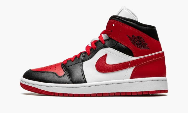 Nike Air Jordan 1 Mid \'Bred Varvas\' Naisten Kengät Mustat Punainen | 851FVKWAT