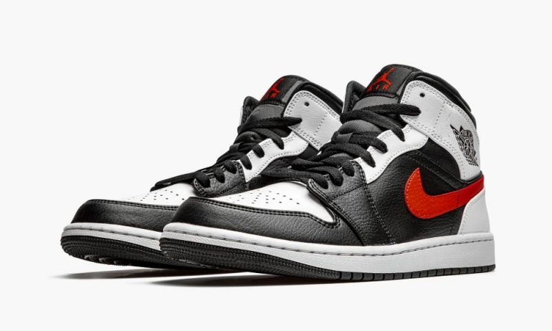 Nike Air Jordan 1 Mid 'Chile Red' Miesten Kengät Mustat Punainen Valkoinen | 597RJGKLP