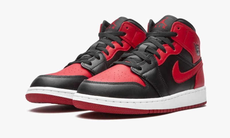 Nike Air Jordan 1 Mid GS 'Banned 2020' Lasten Kengät Mustat Punainen Valkoinen | 475INKUOA