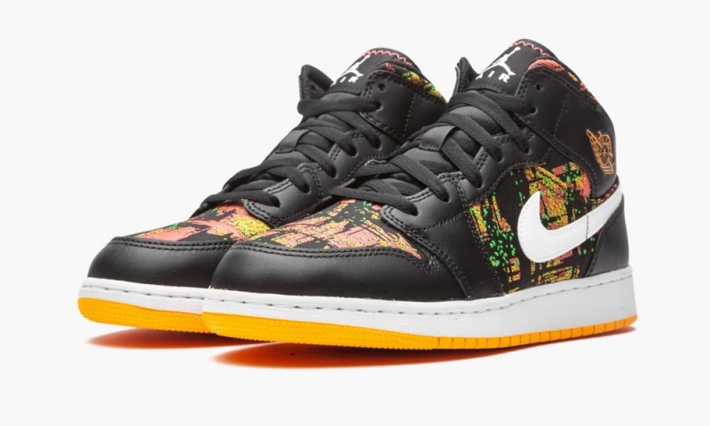 Nike Air Jordan 1 Mid GS 'Black / Laser Orange' Lasten Kengät Mustat Valkoinen Oranssi | 761SCMGLP