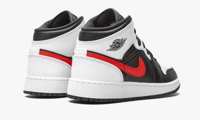 Nike Air Jordan 1 Mid GS 'Chile Red' Lasten Kengät Mustat Punainen Valkoinen | 301RUZNQB