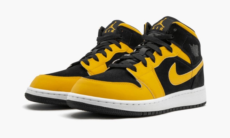 Nike Air Jordan 1 Mid GS Lasten Kengät Valkoinen Mustat Kultaiset | 015NPTURI