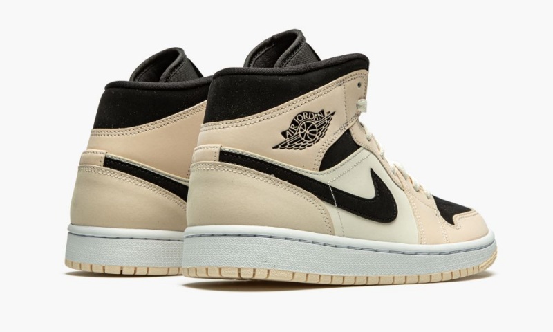 Nike Air Jordan 1 Mid 'Guava Ice' Naisten Kengät Valkoinen | 173RCNJAD
