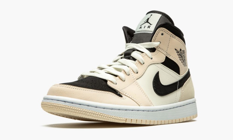 Nike Air Jordan 1 Mid 'Guava Ice' Naisten Kengät Valkoinen | 173RCNJAD