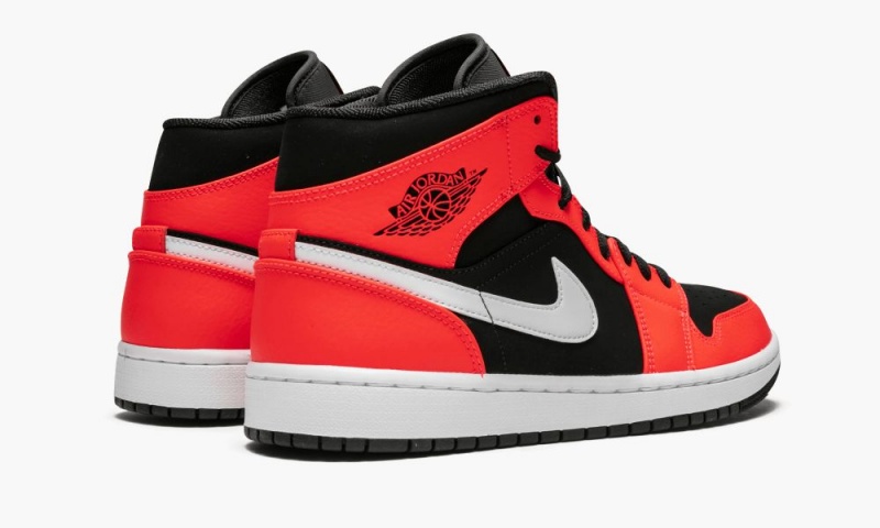 Nike Air Jordan 1 Mid 'Infrared 23' Miesten Kengät Mustat Valkoinen Punainen | 597LVIOGS