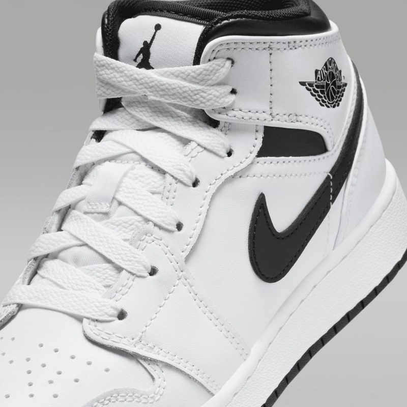 Nike Air Jordan 1 Mid Lasten Kengät Valkoinen Mustat | 567HNWIUM