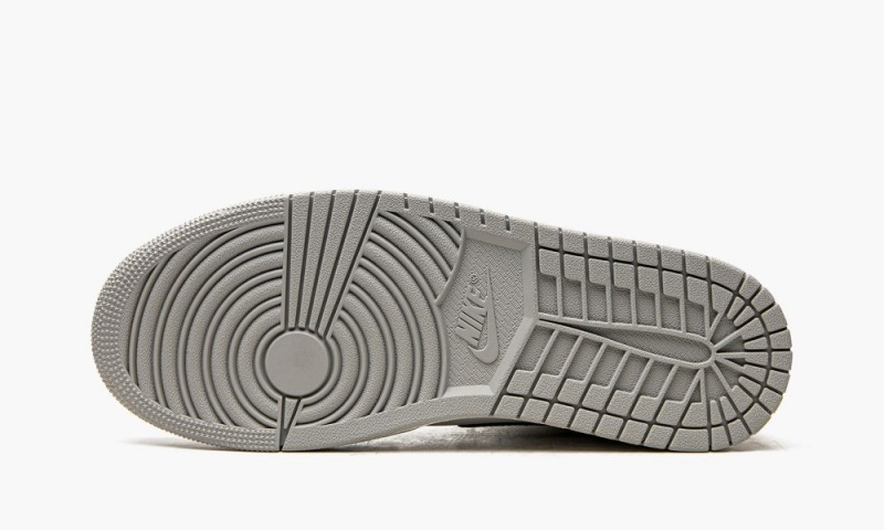Nike Air Jordan 1 Mid 'Light Smoke Grey 2.0' Miesten Kengät Harmaat Valkoinen | 841QSLYAR