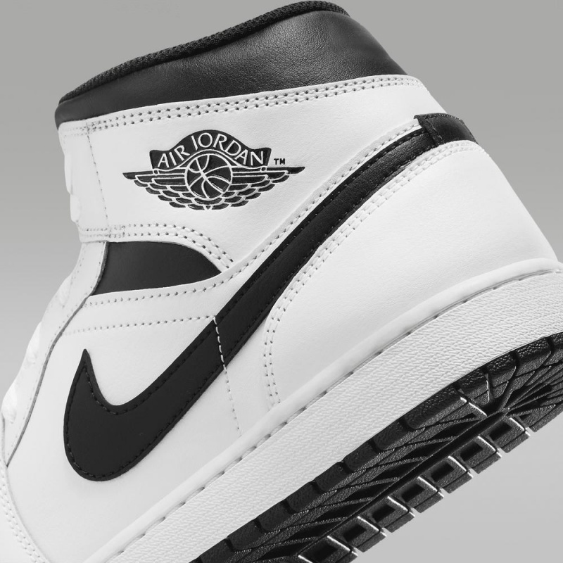 Nike Air Jordan 1 Mid Miesten Kengät Valkoinen Mustat | 614UHBWND