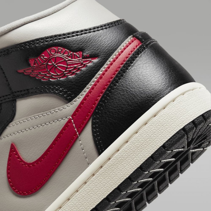 Nike Air Jordan 1 Mid Naisten Kengät Mustat Punainen | 438DGVLBY