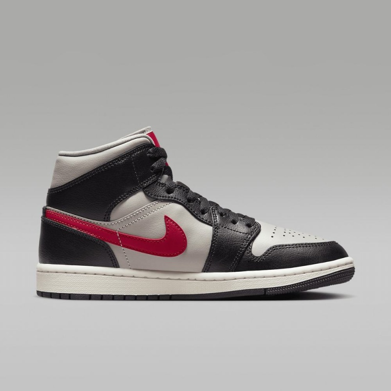 Nike Air Jordan 1 Mid Naisten Kengät Mustat Punainen | 438DGVLBY
