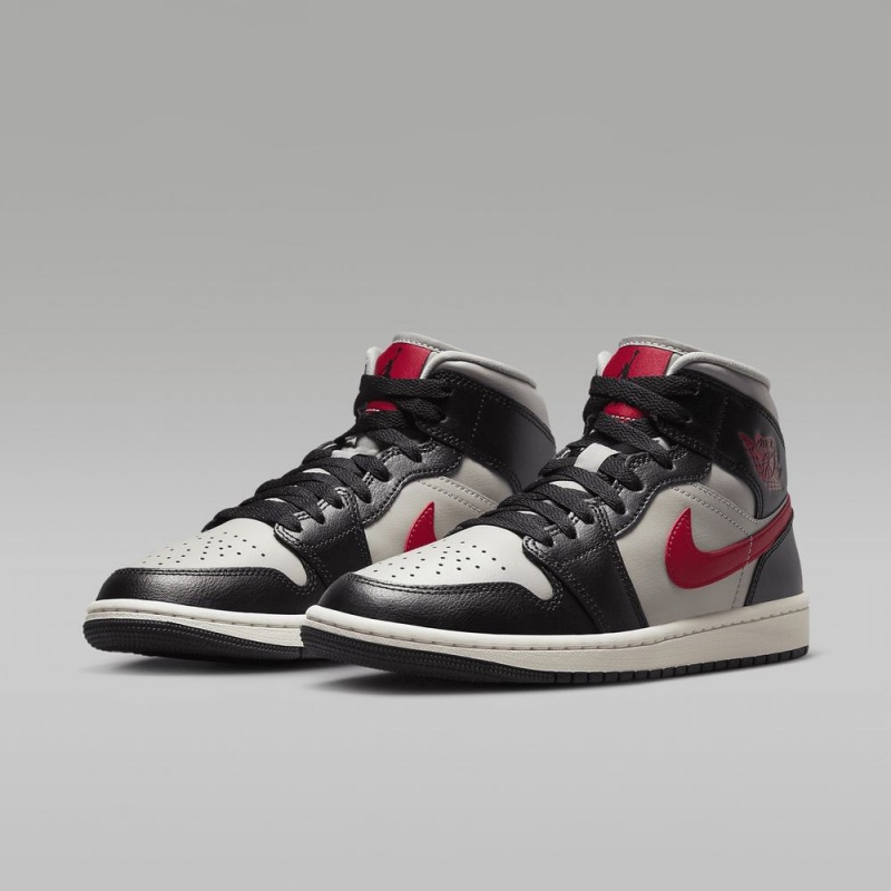 Nike Air Jordan 1 Mid Naisten Kengät Mustat Punainen | 438DGVLBY