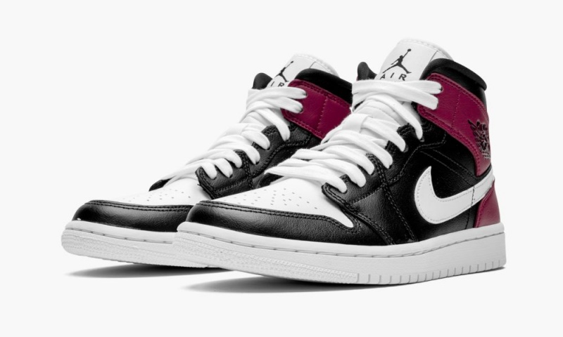 Nike Air Jordan 1 Mid 'Noble Red' Naisten Kengät Mustat Valkoinen Punainen | 743RMEDXA