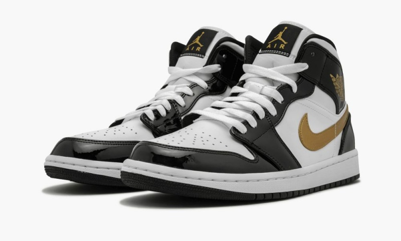 Nike Air Jordan 1 Mid SE 'Black Gold Kiiltonahka Nahkaiset' Miesten Kengät Mustat Metal Kultaiset Valkoinen | 106GTHVNP
